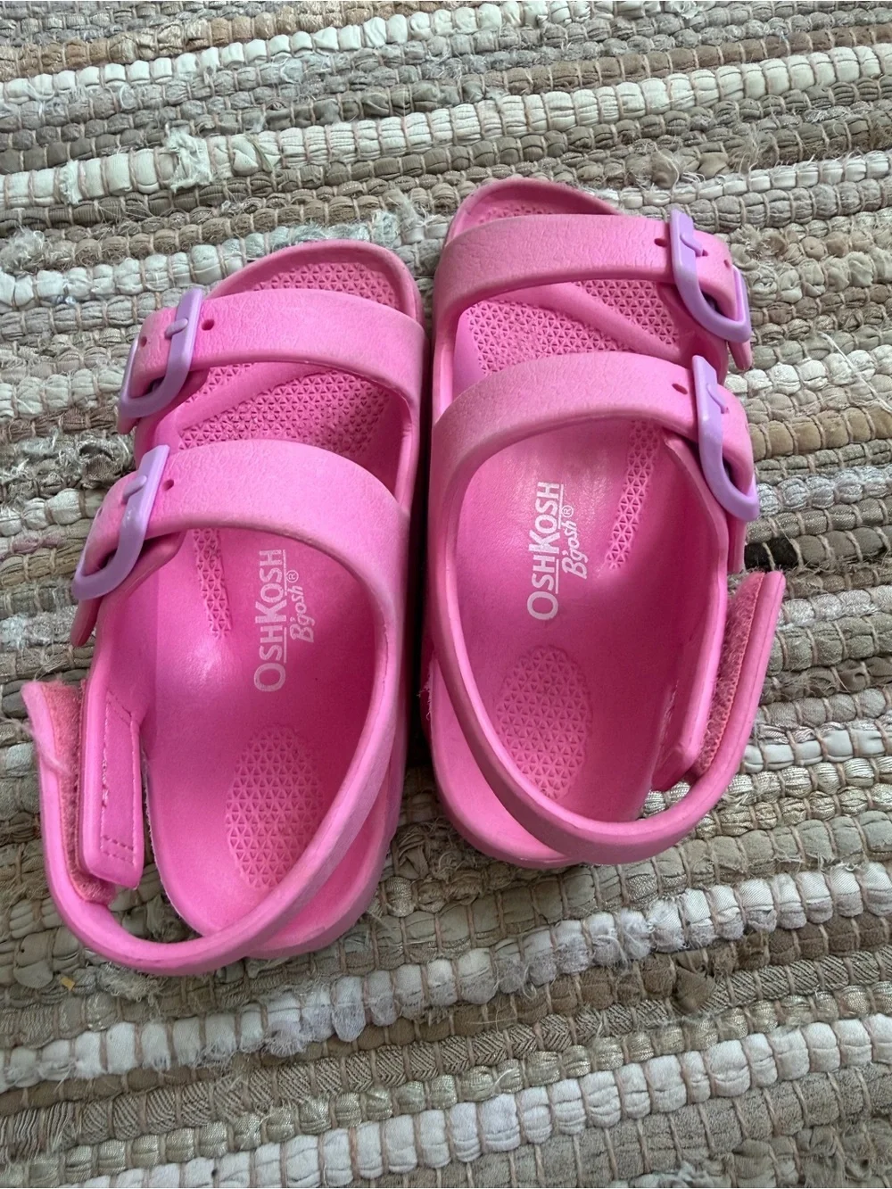OshKosh B'gosh Pink Sandals, girls size 9